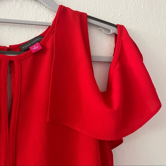 VINCE CAMUTO Red Blouse ❤️ - Picture 4 of 5